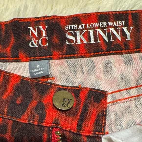 New York & Company Red and Black Leopard Print Skinny Jeans - Picture 3 of 4